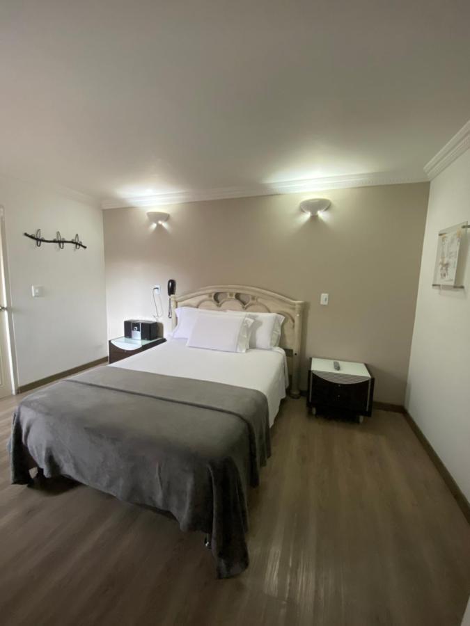 Hotel Picasso Inn Богота Екстериор снимка